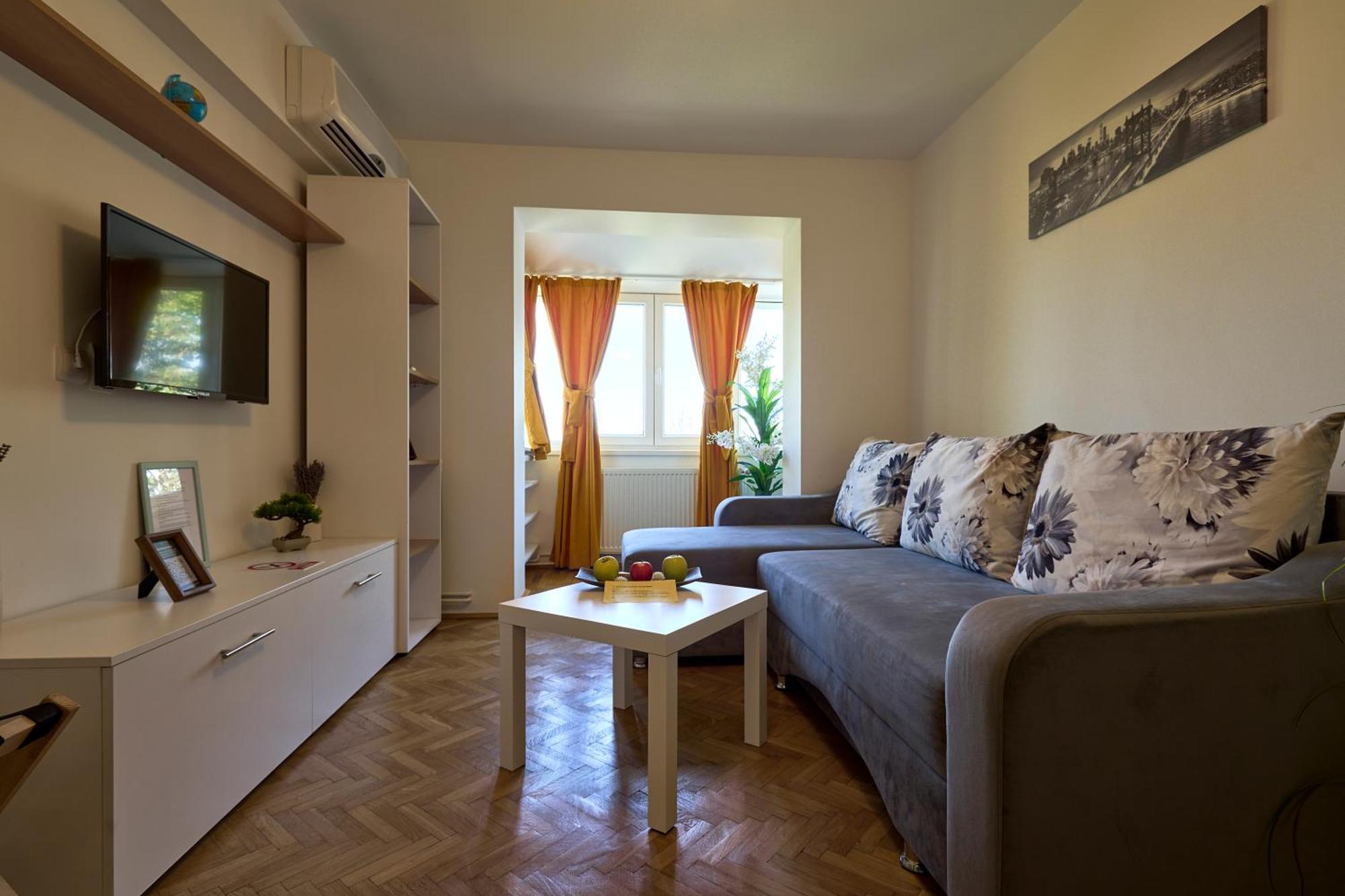 11 Baneasa Airport Apartament ブカレスト エクステリア 写真