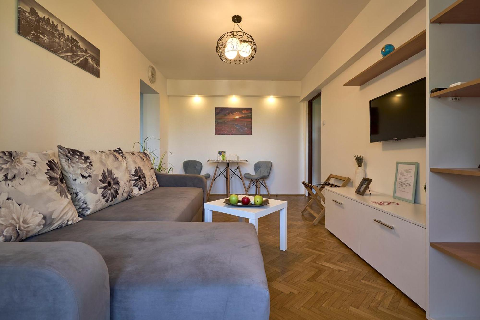 11 Baneasa Airport Apartament ブカレスト エクステリア 写真