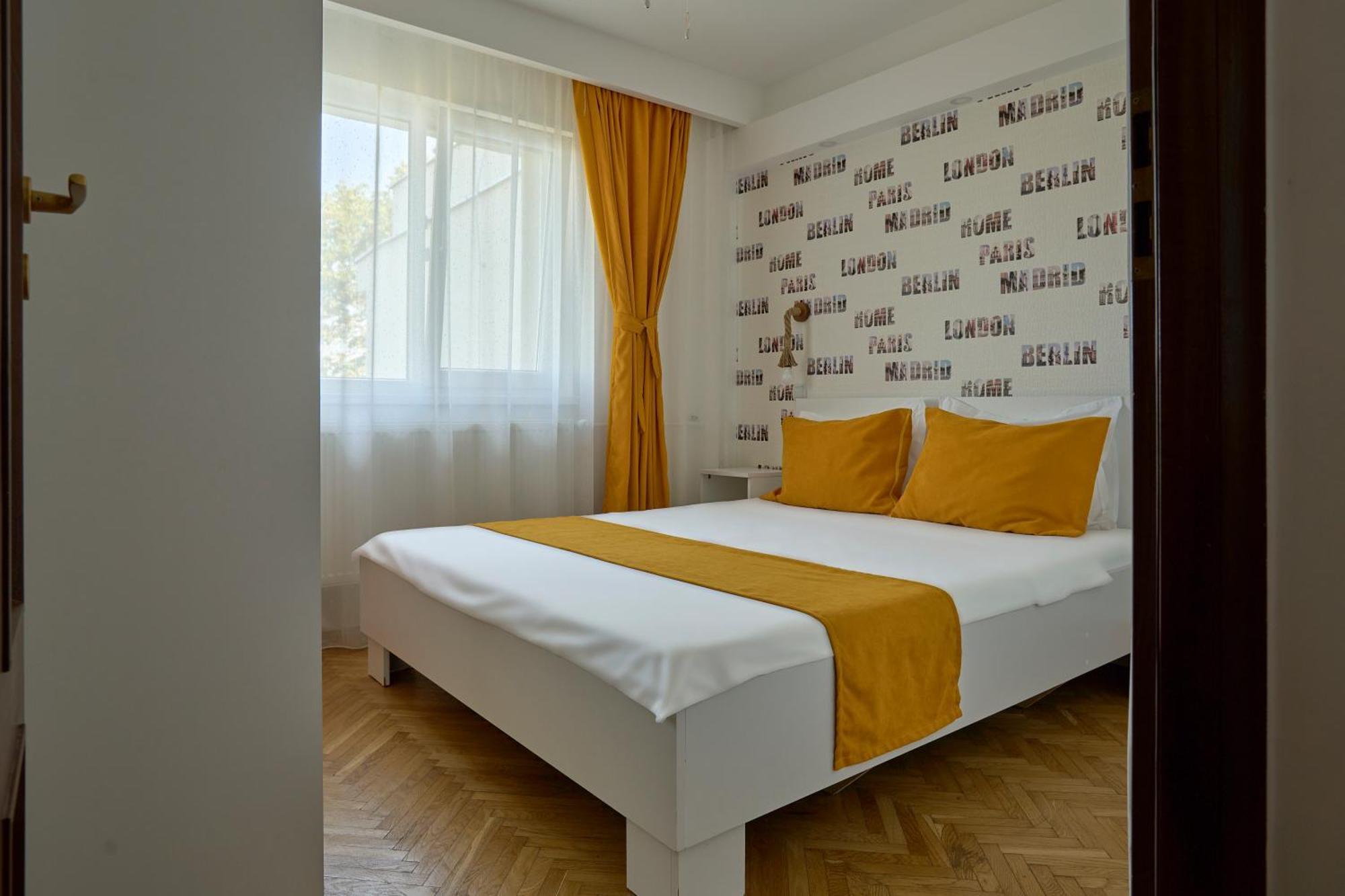 11 Baneasa Airport Apartament ブカレスト エクステリア 写真